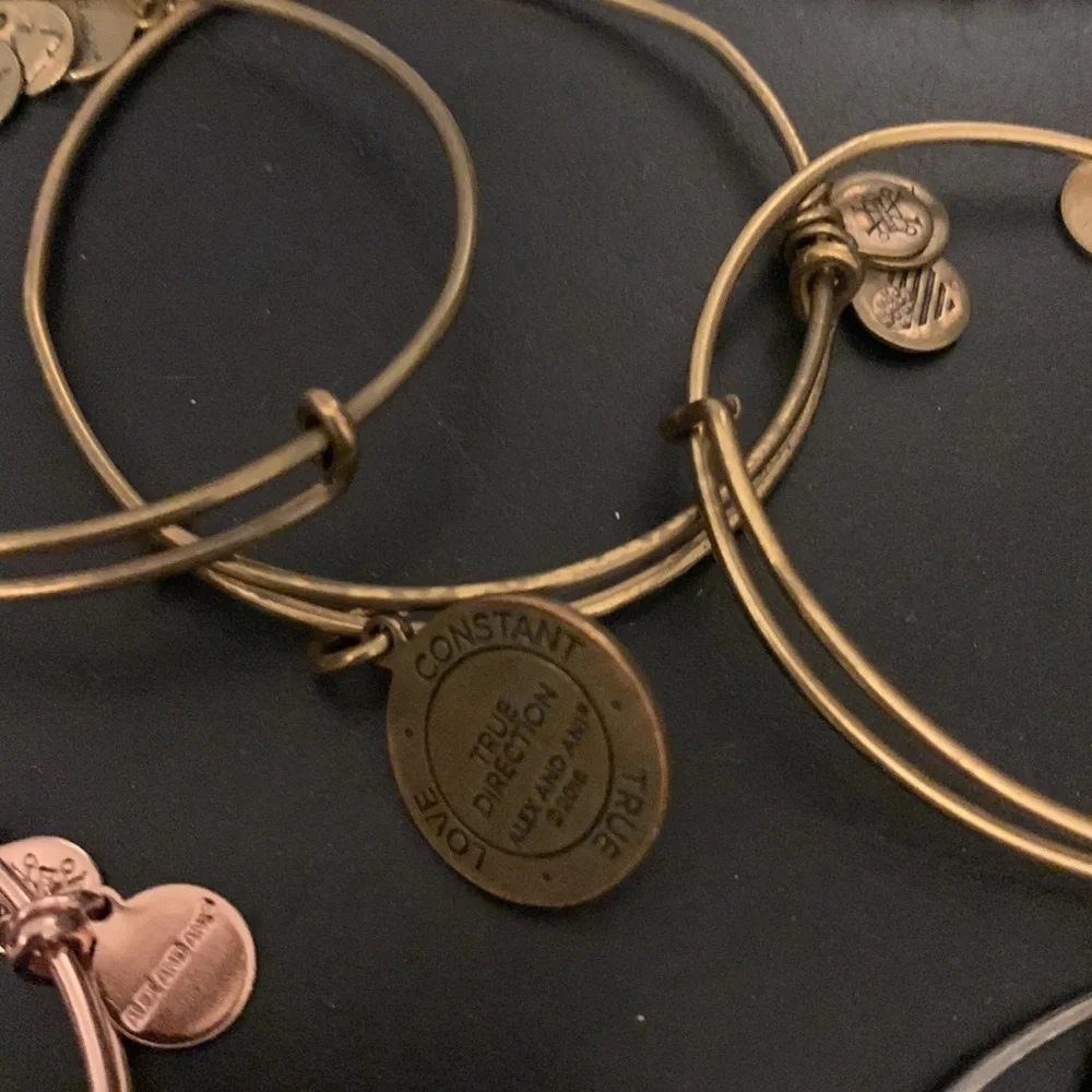 Sold - Picture 5 of 7